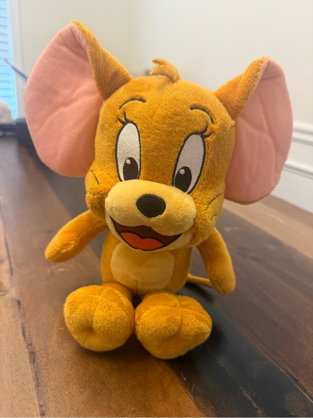 Hugkis Tom and Jerry "Jerry Mouse" Plush Stuffed Toy Large 12" - Pristine